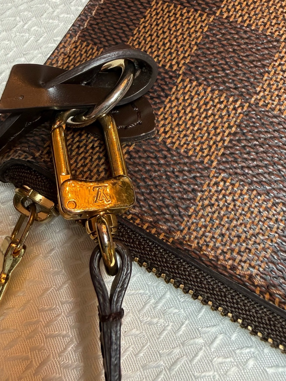 Louis Vuitton Damier Ebene Wristlet Pouch in Dark Brown Check - Picture 7 of 15